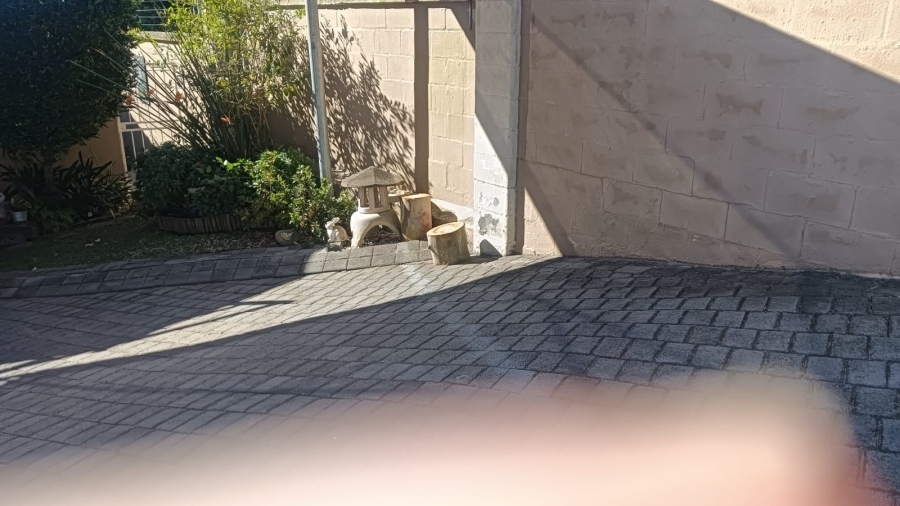 3 Bedroom Property for Sale in Haven Hills Eastern Cape